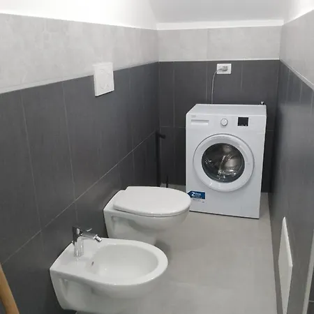 بيت للعطل A' Ches Du' Mestr 2 مونتالبانو